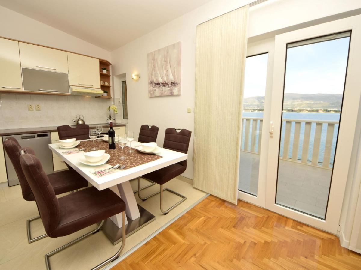 Apartment Mornar-2 By Interhome Trogir Extérieur photo