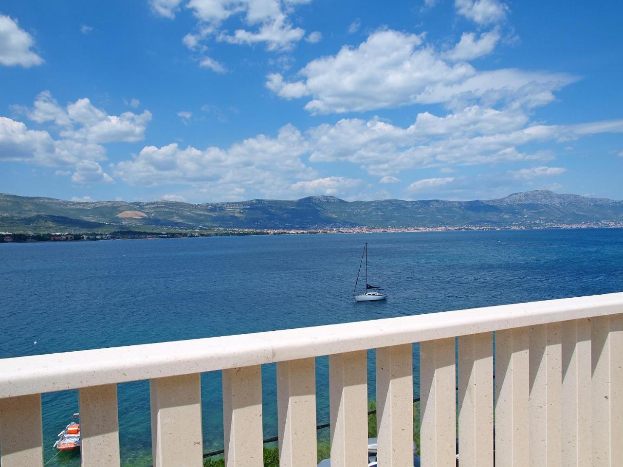 Apartment Mornar-2 By Interhome Trogir Extérieur photo